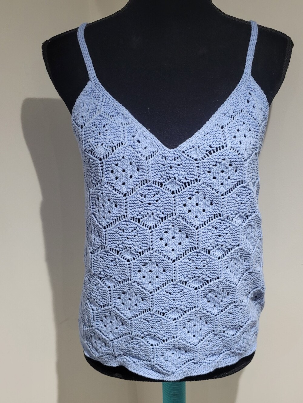 mySTYLE Women's V-Neck Crochet Thin Strap Tank Top Medium Blue Bohemian Summer